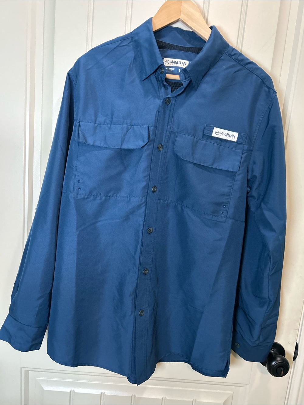 Magellan Outdoors Classic Fit Moisture Wick Navy Blue Long-Sleeve Fishing Small